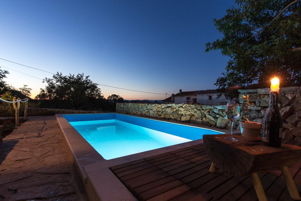 Villa Marevic Vrh  エクステリア 写真